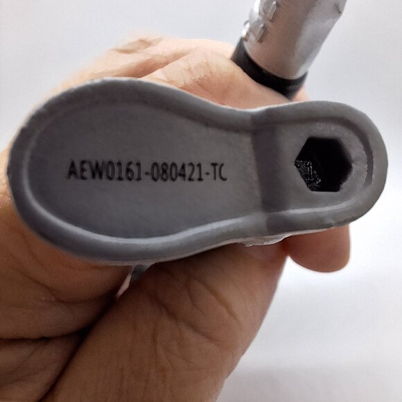 AEW JAZWARES UNMATCHED S1 DR BRITT BAKER LOOSE WRESTLING FIGURE - Picture 5 of 6